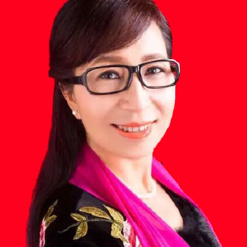 蔺莉，陕西省美术家协会会员，陕西省书法家协会会员，陕西省花鸟研究会理事，陕西省书法家协会会员，西安市周至县美协副主席，周至县政协委员，周至县新的社会阶层联谊会副会长、＂艺起飞＂国画培训部执教导师，周至